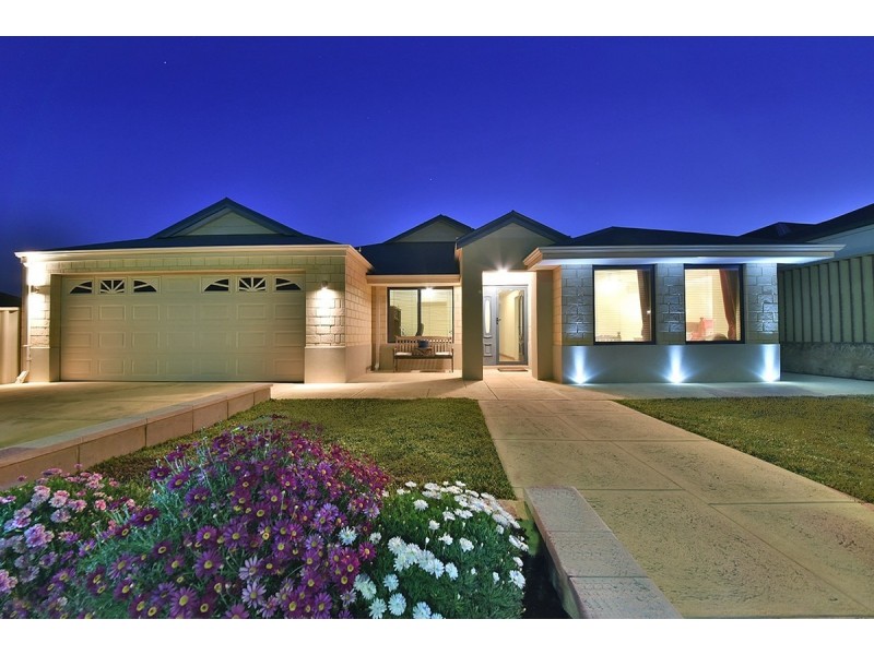 43 Ammanford Crescent, Butler WA 6036