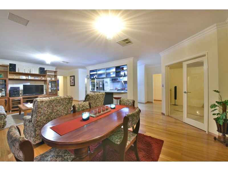 43 Ammanford Crescent, Butler WA 6036