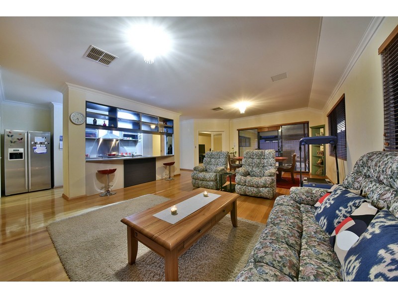 43 Ammanford Crescent, Butler WA 6036