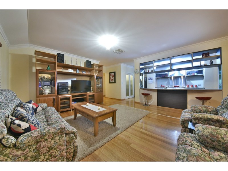 43 Ammanford Crescent, Butler WA 6036