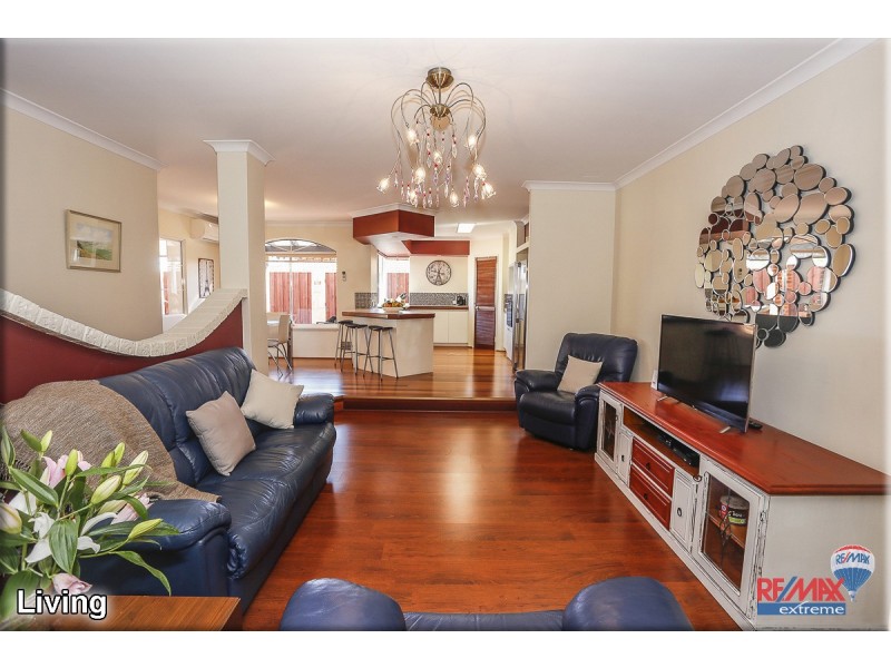 9 Bluff Way, Mindarie WA 6030