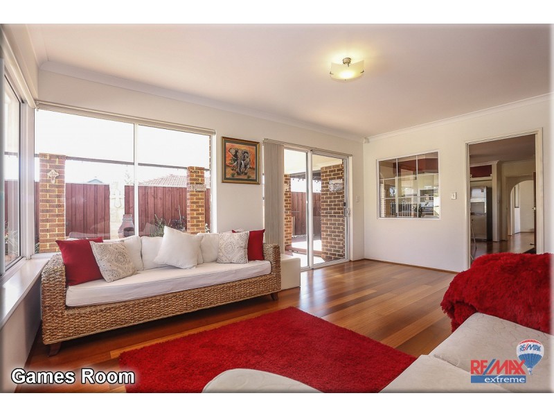 9 Bluff Way, Mindarie WA 6030