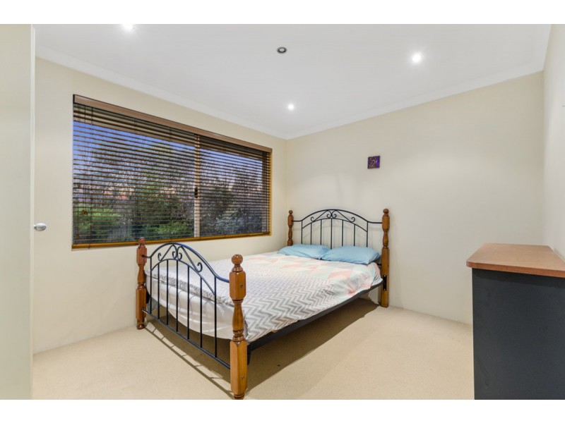 17 Chilworth Road, Butler WA 6036