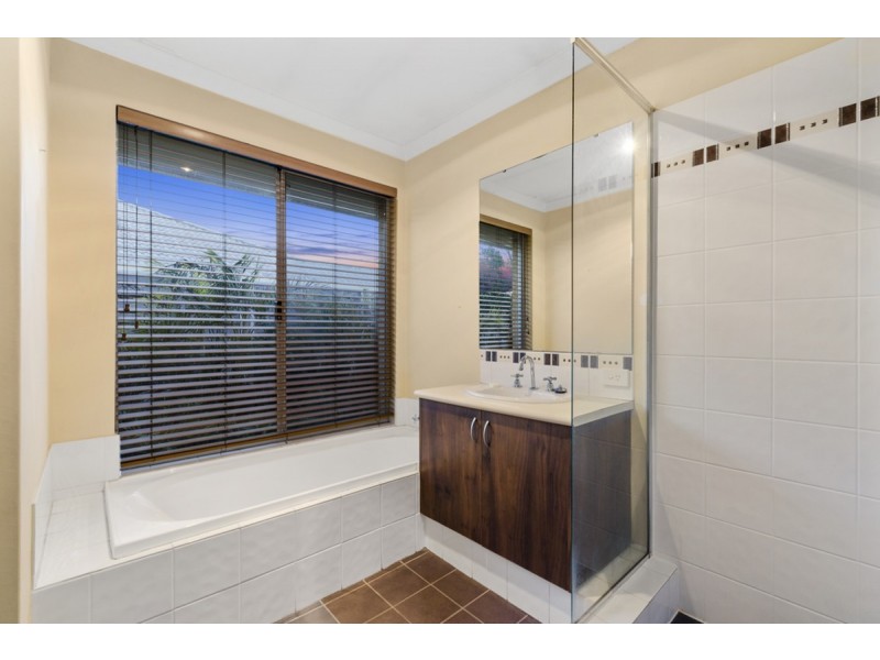 17 Chilworth Road, Butler WA 6036