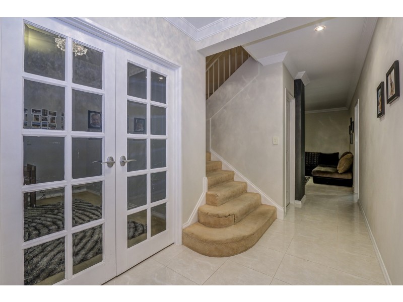 1 Flagtail Outlook, Yanchep WA 6035