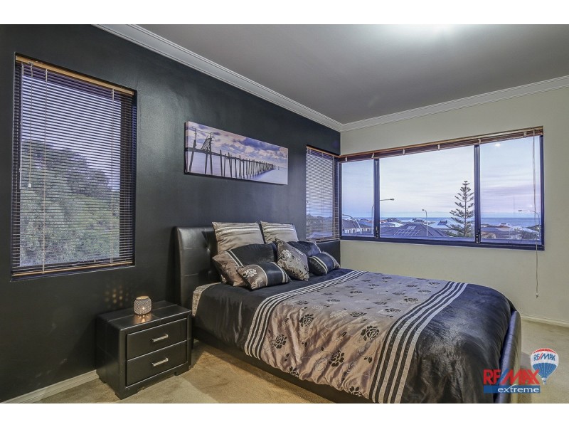 1 Flagtail Outlook, Yanchep WA 6035