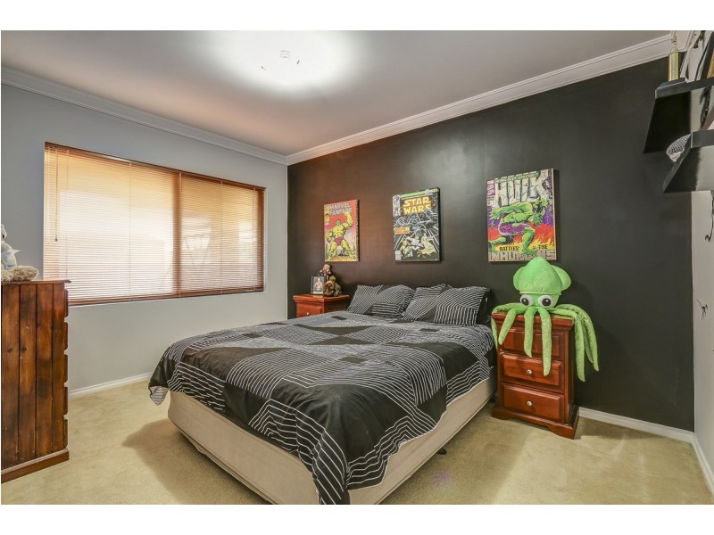 1 Flagtail Outlook, Yanchep WA 6035