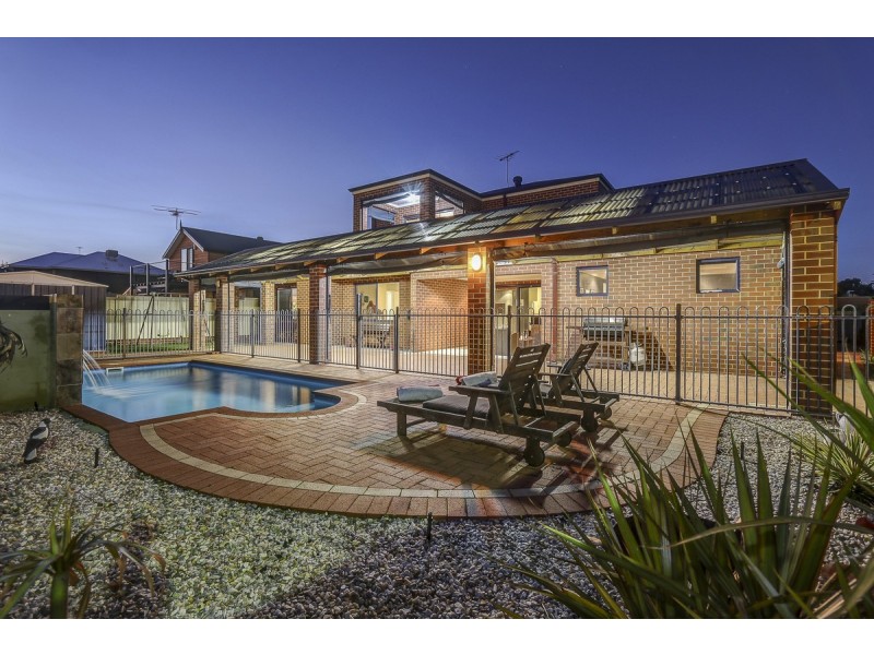 1 Flagtail Outlook, Yanchep WA 6035