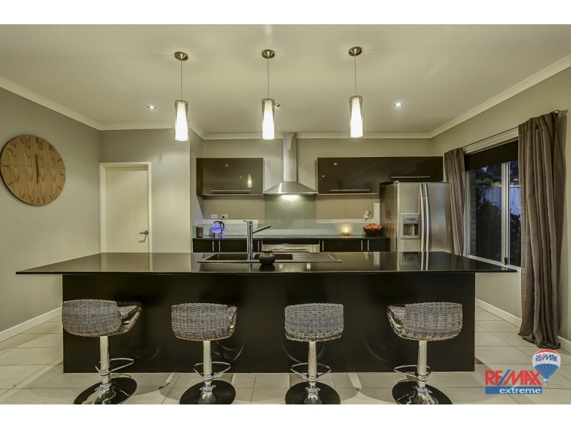 1 Cobia Vista, Yanchep WA 6035