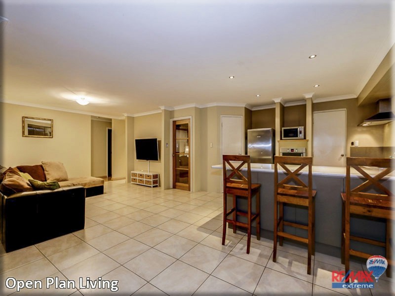 3 Haslingfield Way, Butler WA 6036