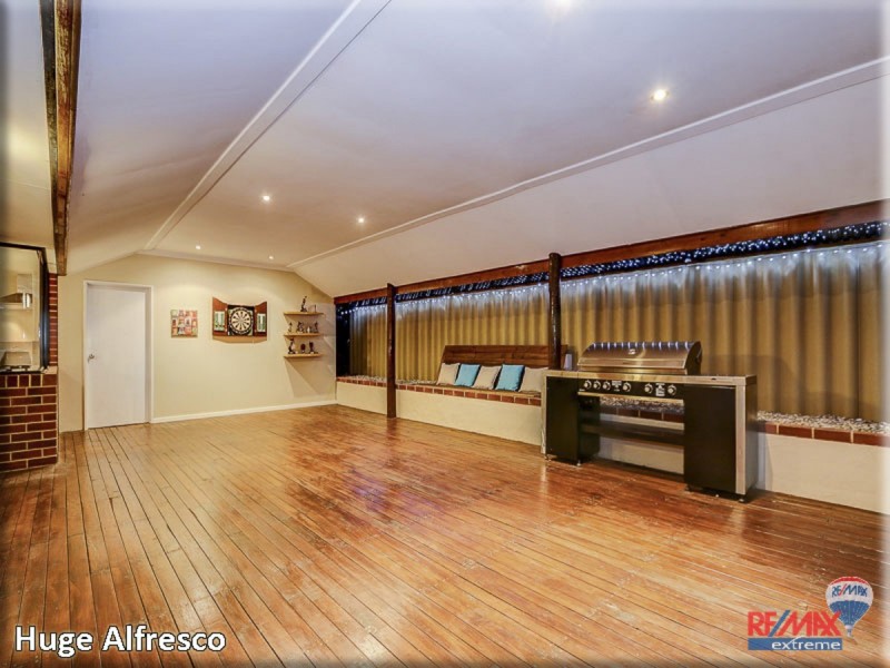 3 Haslingfield Way, Butler WA 6036