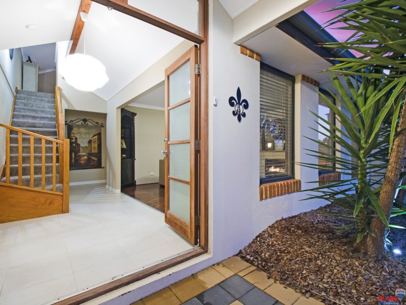 10 Worcester Loop, Butler WA 6036