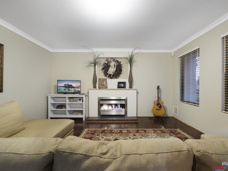 10 Worcester Loop, Butler WA 6036