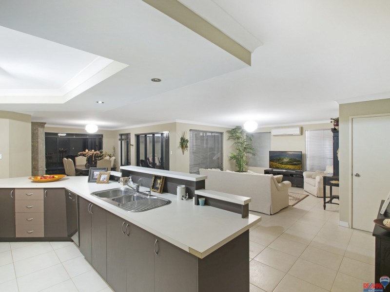 10 Worcester Loop, Butler WA 6036