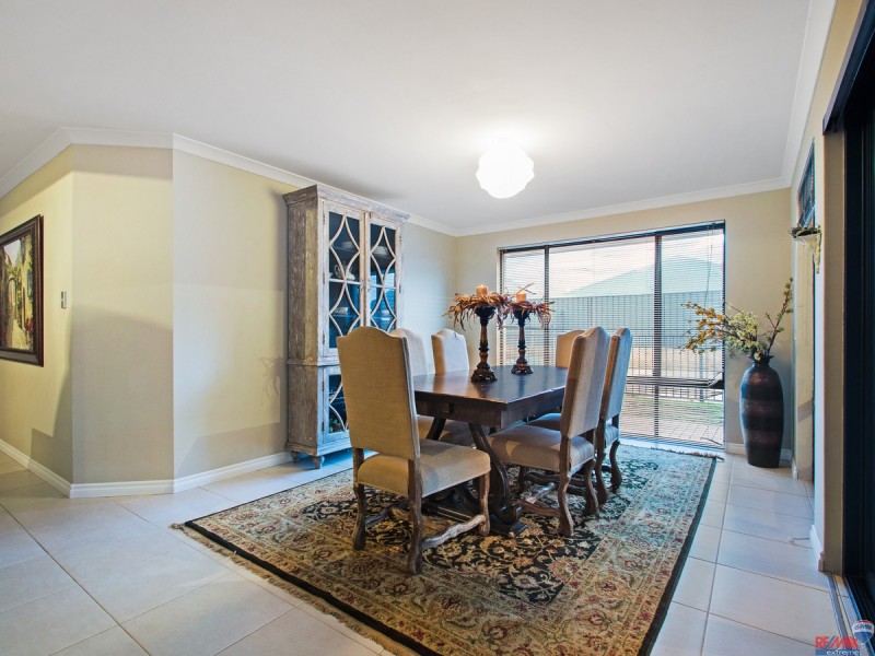 10 Worcester Loop, Butler WA 6036