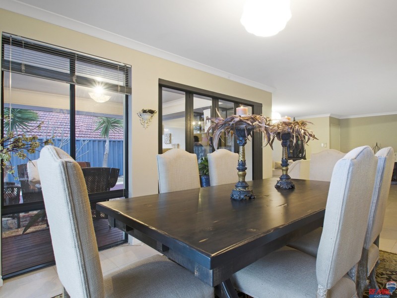 10 Worcester Loop, Butler WA 6036