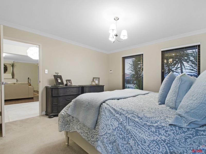 10 Worcester Loop, Butler WA 6036