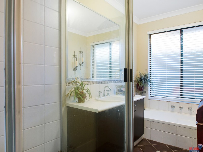 10 Worcester Loop, Butler WA 6036