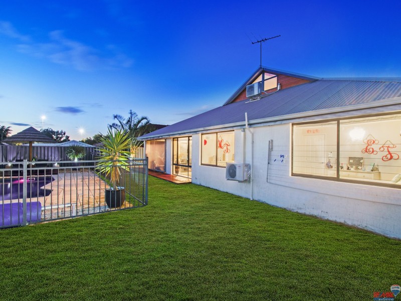 10 Worcester Loop, Butler WA 6036