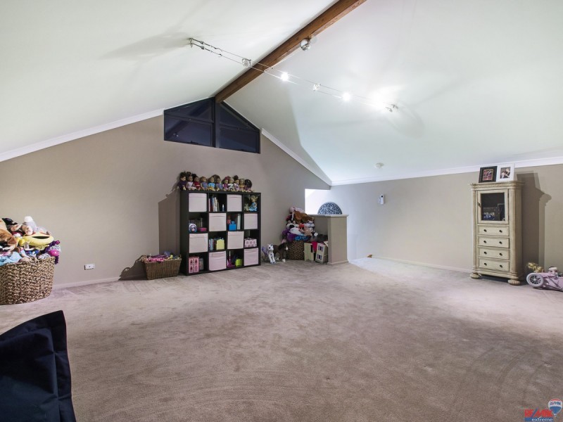 10 Worcester Loop, Butler WA 6036