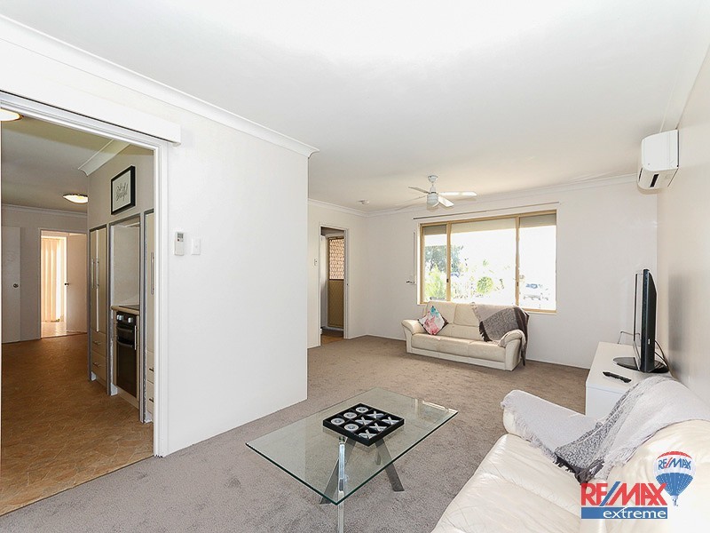 11 Trotman Crescent, Yanchep WA 6035