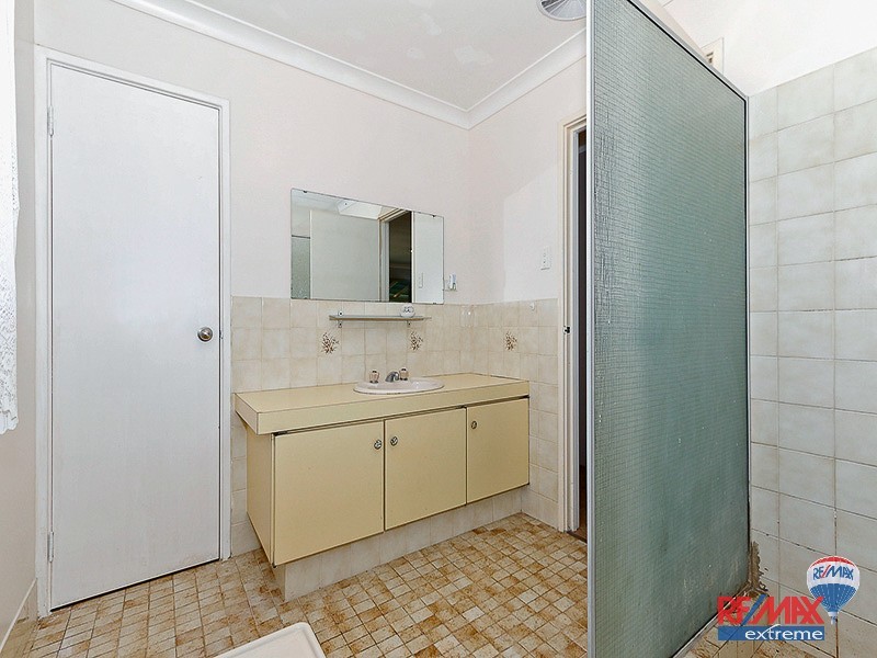 11 Trotman Crescent, Yanchep WA 6035