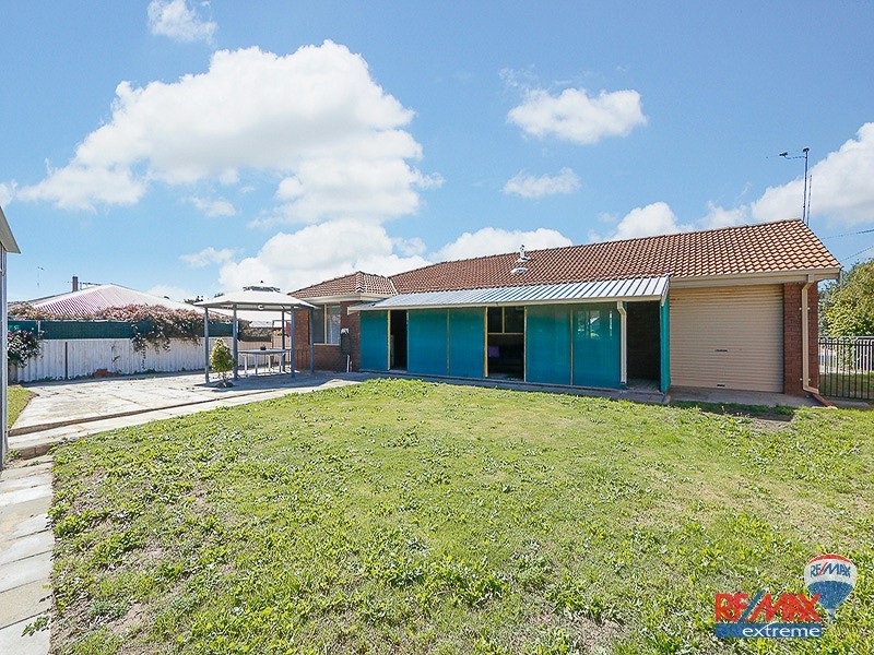 11 Trotman Crescent, Yanchep WA 6035