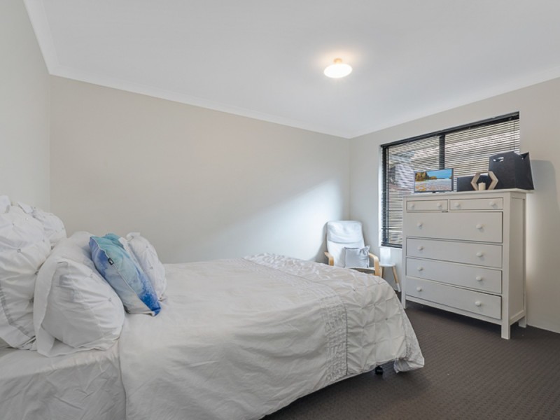 4 Tinos Lane, Alkimos WA 6038