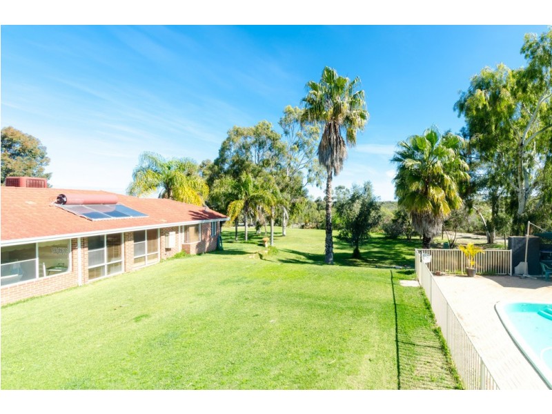 186 Woolly Bush Loop, Woodridge WA 6041