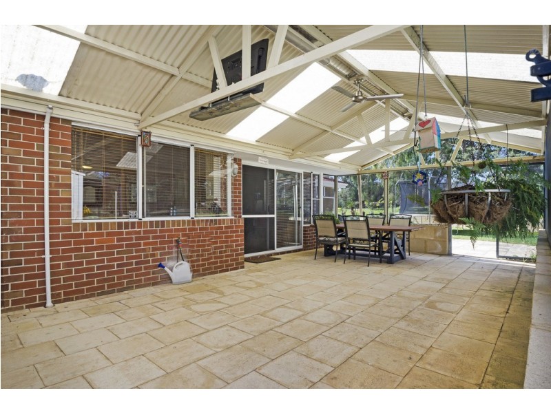 186 Woolly Bush Loop, Woodridge WA 6041