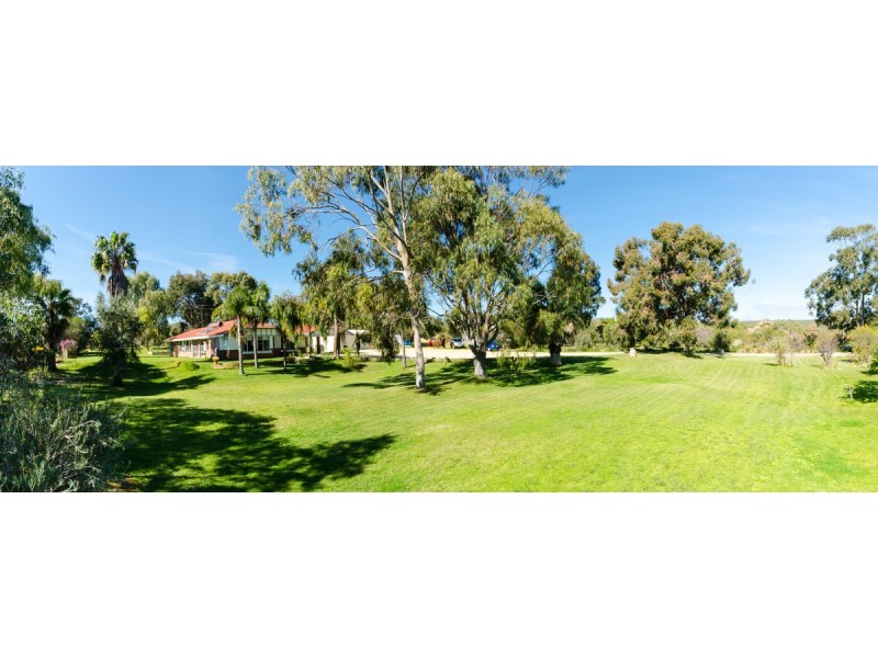 186 Woolly Bush Loop, Woodridge WA 6041