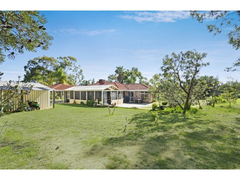 186 Woolly Bush Loop, Woodridge WA 6041