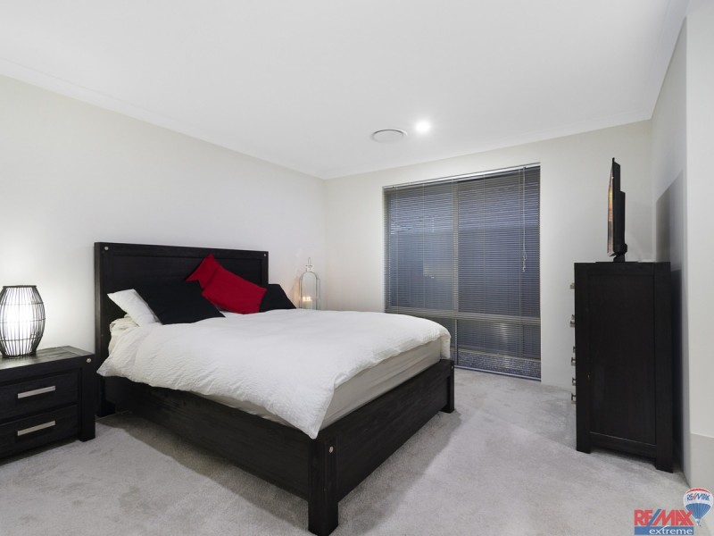 9 Lemon Way, Eglinton WA 6034