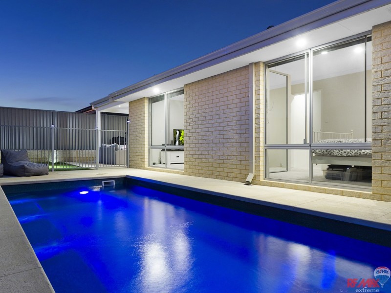 9 Lemon Way, Eglinton WA 6034