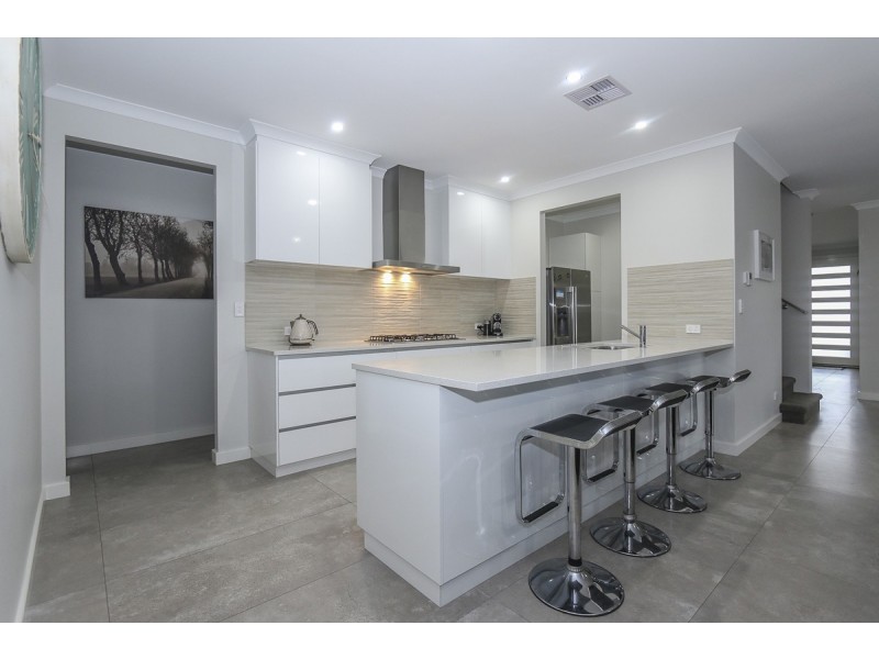 9 Parham Road, Quinns Rocks WA 6030
