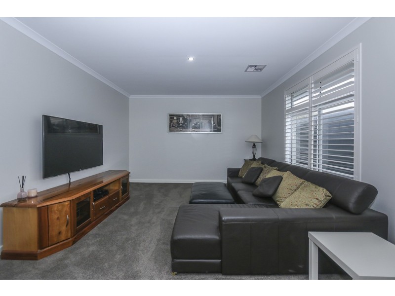 9 Parham Road, Quinns Rocks WA 6030