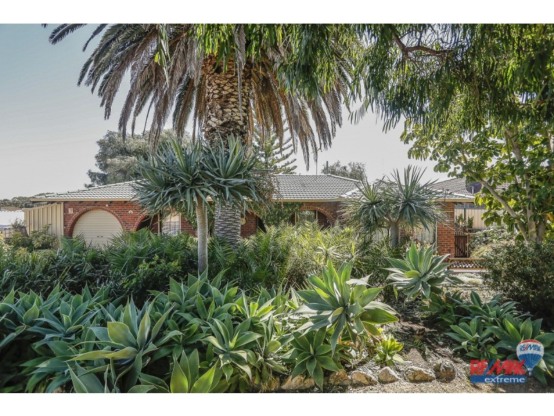 4 Clipper Place, Yanchep WA 6035