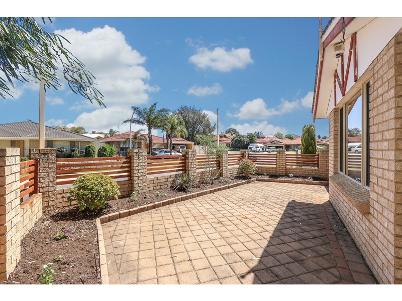 3/42 Stonehaven Parade, Kinross WA 6028