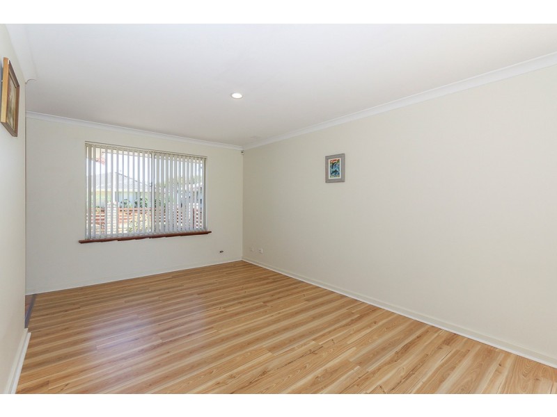 3/42 Stonehaven Parade, Kinross WA 6028