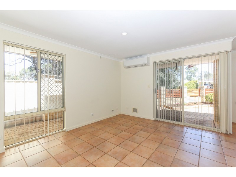 3/42 Stonehaven Parade, Kinross WA 6028