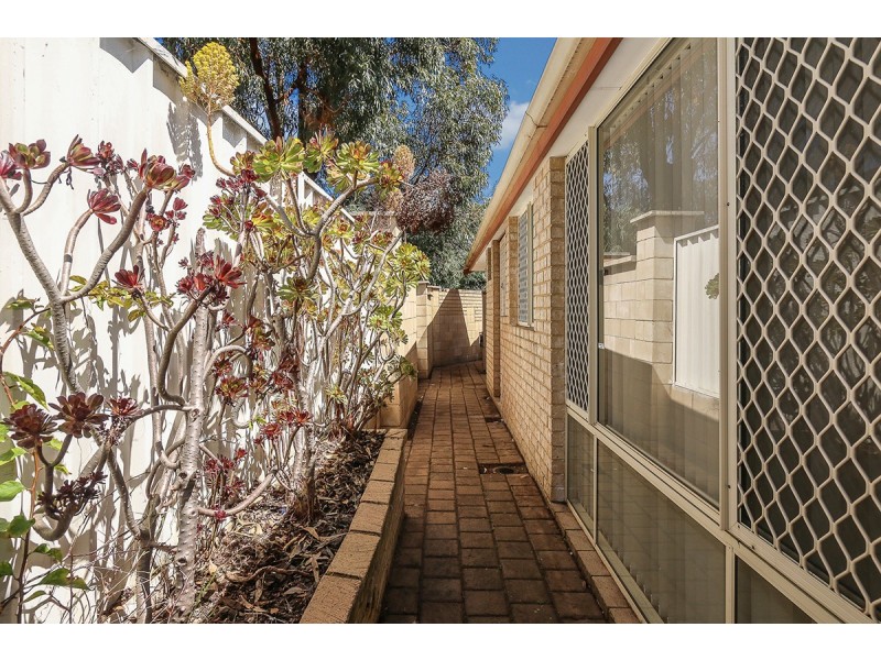 3/42 Stonehaven Parade, Kinross WA 6028