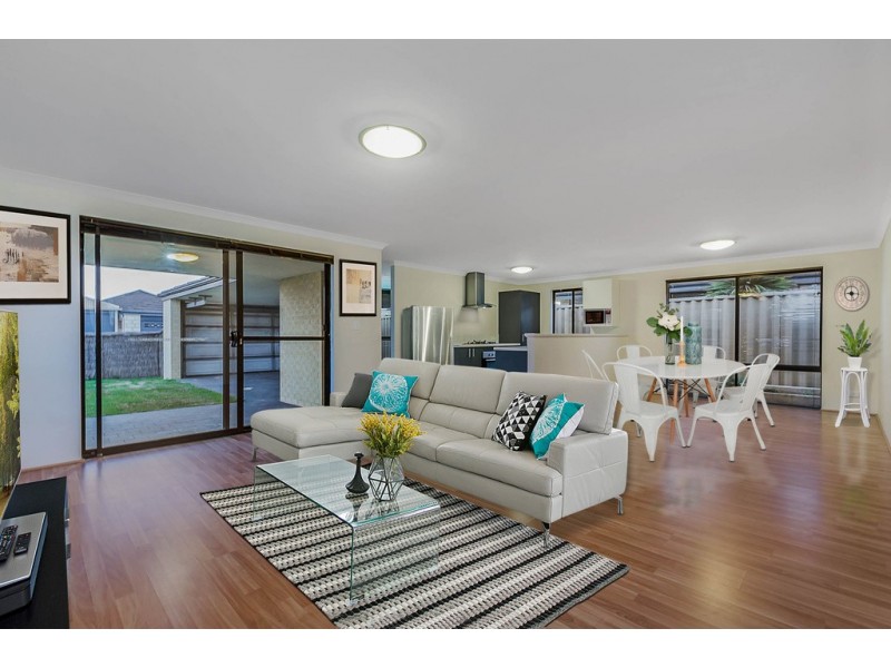 5 Cardross Gardens, Butler WA 6036