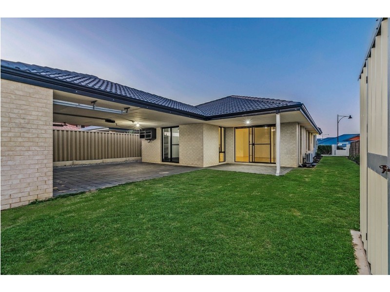 5 Cardross Gardens, Butler WA 6036