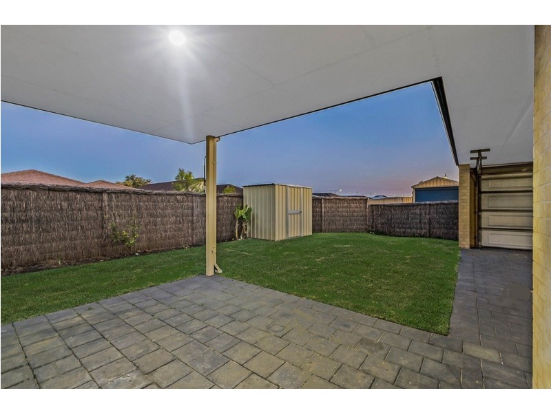 5 Cardross Gardens, Butler WA 6036