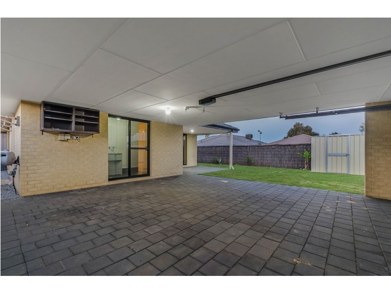 5 Cardross Gardens, Butler WA 6036