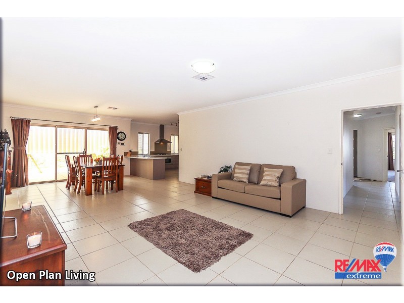 8 Rogart Bend, Butler WA 6036