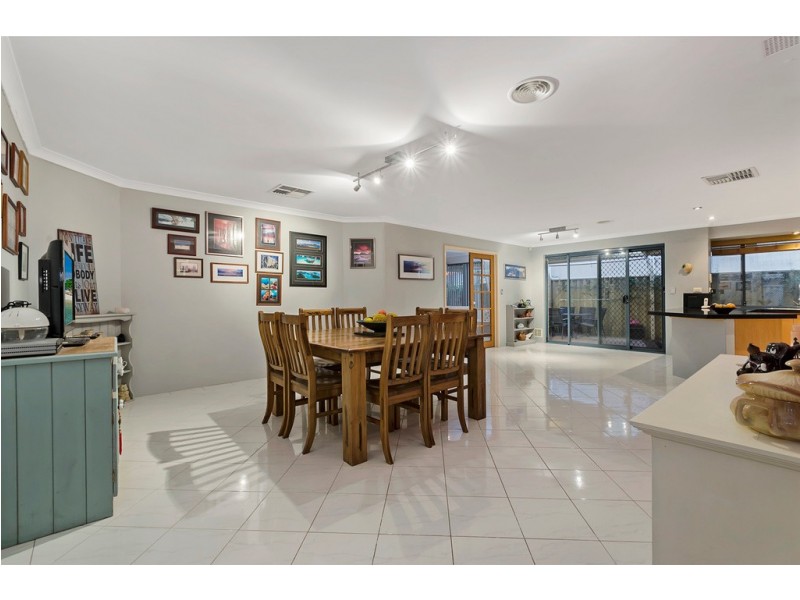 17 Wiltshire Entrance, Butler WA 6036