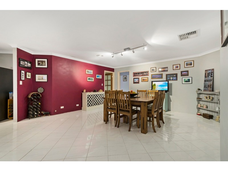 17 Wiltshire Entrance, Butler WA 6036