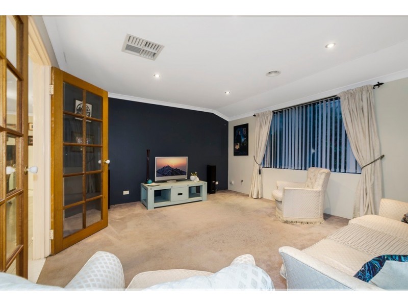 17 Wiltshire Entrance, Butler WA 6036