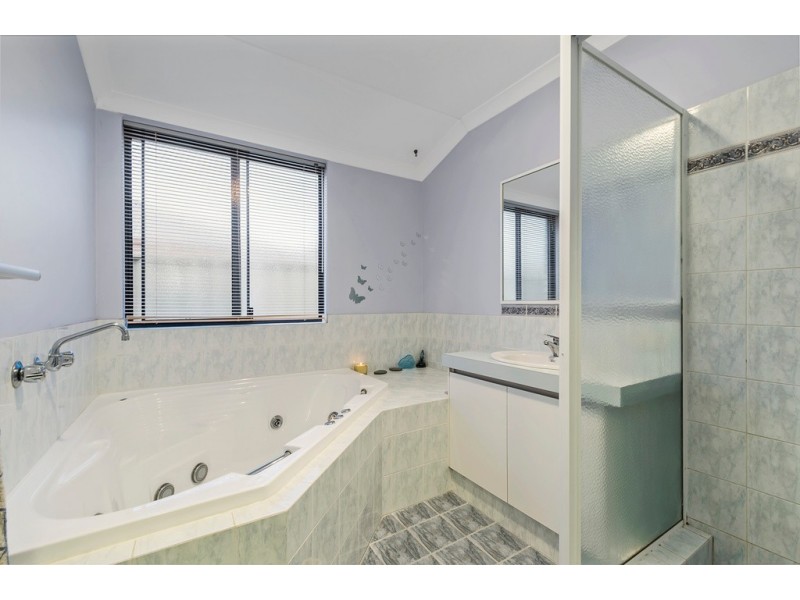 17 Wiltshire Entrance, Butler WA 6036